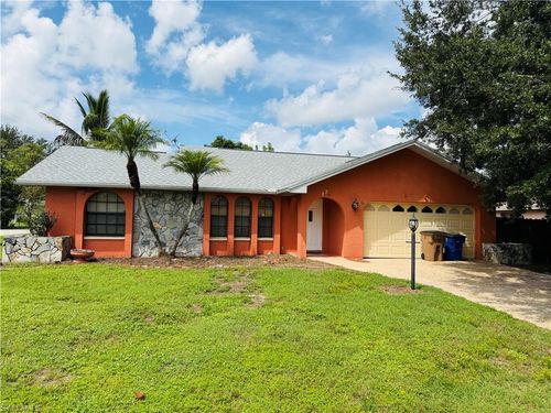 124 Sebring Cir, LEHIGH ACRES, FL, 33936-5330 | Card Image