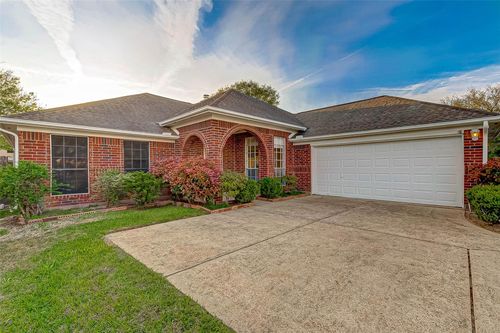 125 Barbetta Ct, League City, TX, 77573-5968 | Card Image