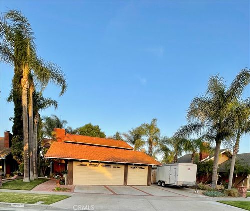 108 S Shakespeare, Anaheim, CA, 92806 | Card Image