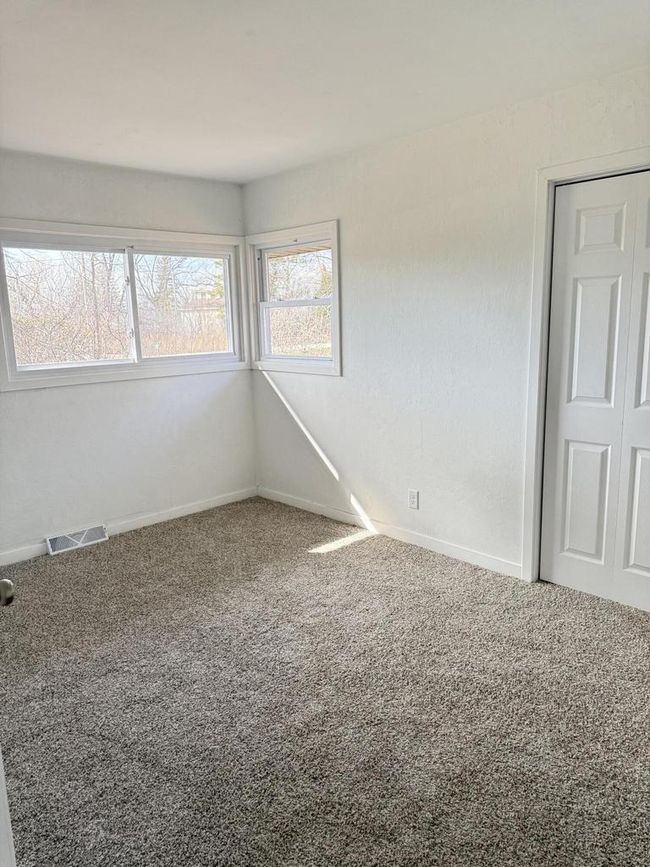 7723 E Wind Lake Road, House other with 3 bedrooms, 1 bathrooms and null parking in Norway WI | Image 14