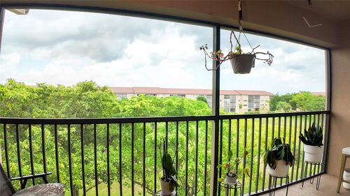 apt-402-12551 Sw 16th Ct, Pembroke Pines, FL, 33027-6846 | Card Image