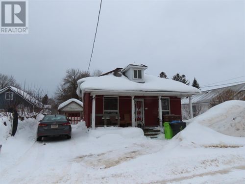 23 St Andrew'S Terr, Sault Ste Marie, ON, P6C1B2 | Card Image