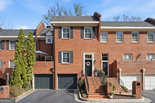 423-423 Jefferson Cir, Sandy Springs, GA, 30328-2636 | Card Image