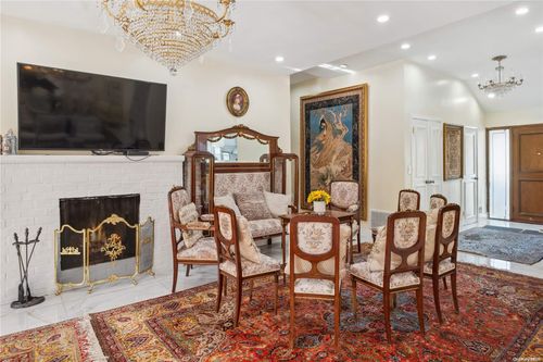 14 Cypress Ave, Kings Point, NY, 11024-2004 | Card Image