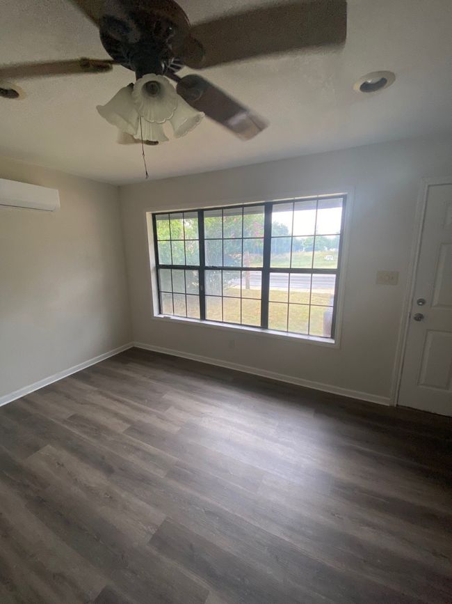 302 S Main St, House other with 2 bedrooms, 1 bathrooms and null parking in Rising Star TX | Image 12