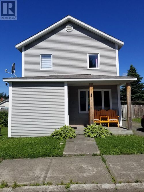33 Monchy Rd, Grand Falls Windsor, NL, A2A2A9 | Card Image
