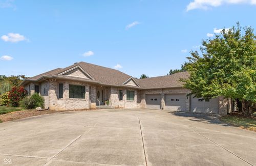 505 Kelly Dr, Brownstown, IN, 47220-1549 | Card Image