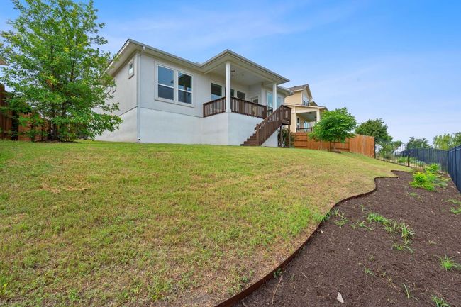 the gently sloping backyard means you will never have to worry about flooding. | Image 31