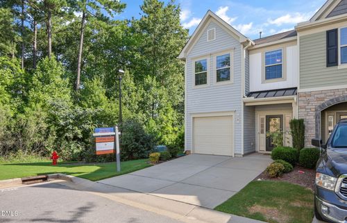 16 N Hedgewick Dr, Clayton, NC, 27527-6727 | Card Image