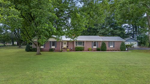 1405 Old Estill Springs Rd, Winchester, TN, 37398-4625 | Card Image