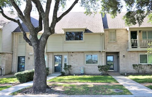 2115 E Weldon Dr, Houston, TX, 77032 | Card Image