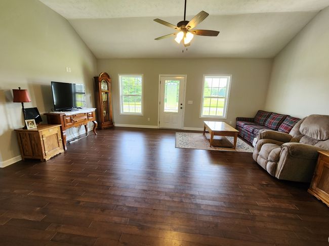 4574 Long Creek Rd, House other with 3 bedrooms, 2 bathrooms and 2 parking in Lafayette TN | Image 12