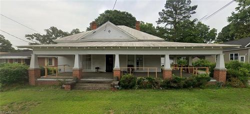 109 S Church St, Mount Olive, NC, 28365-2103 | Card Image