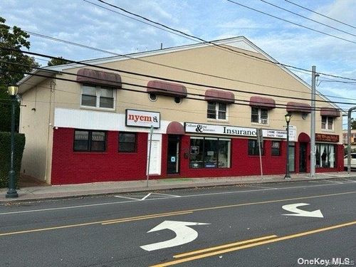 4-360 Larkfield Road, Huntington, NY, 11731 | Card Image