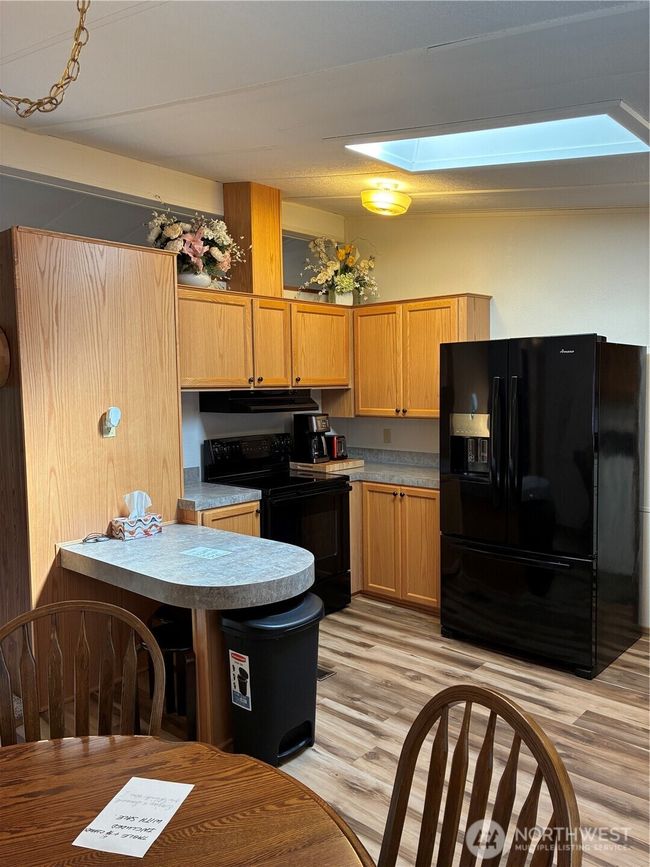 Newer Refrigerator and Stove | Image 12