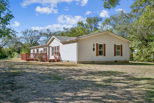 10907 Sw River Valley Rd, Augusta, KS, 67010-8605 | Card Image