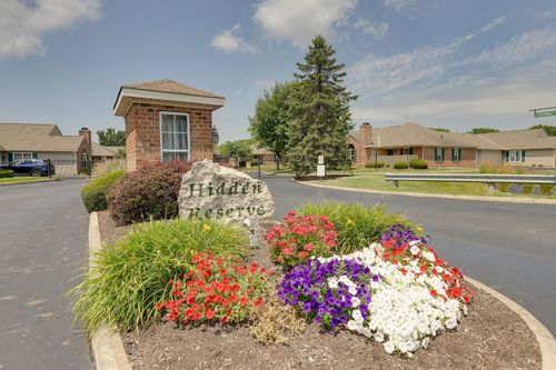 317 Chardonnay Lane, Lewis Center, OH, 43035 | Card Image