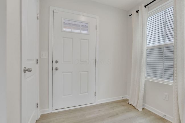 8568 Gable Loop, Condo with 4 bedrooms, 3 bathrooms and null parking in Canal Winchester OH | Image 7