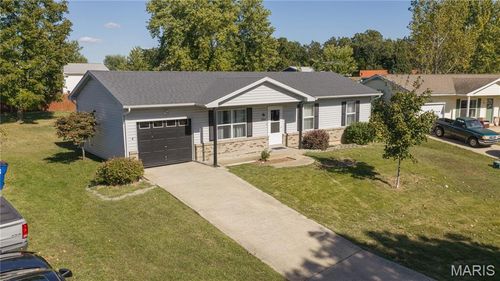 2254 Columbus Circle, Warrenton, MO, 63383 | Card Image