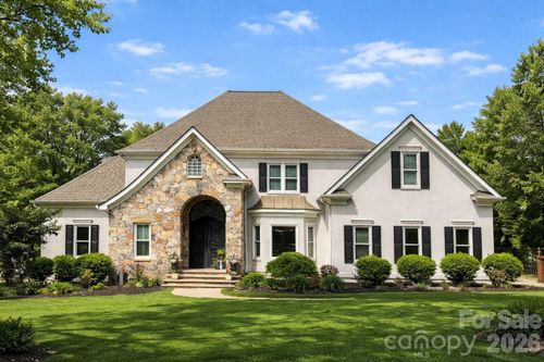 18928 Peninsula Point Dr, Cornelius, NC, 28031-7598 | Card Image