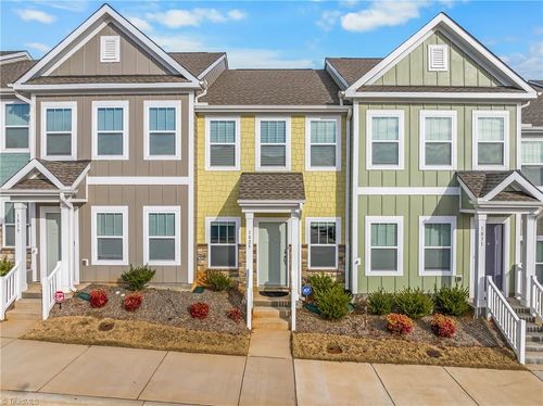 1825 Ardmore Commons Drive, Winston Salem, NC, 27103 | Card Image