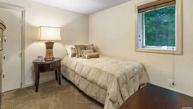 9 Holly Ln, House other with 4 bedrooms, 3 bathrooms and null parking in Plainview NY | Image 25
