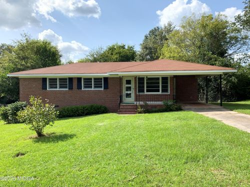 3240 Commodore Dr, Macon, GA, 31211-2606 | Card Image