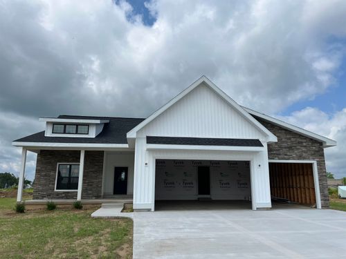 326 Willow St, Pardeeville, WI, 53954-8504 | Card Image