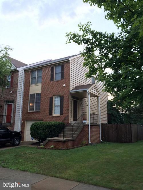 46748 Woodmint Ter, STERLING, VA, 20164-7022 | Card Image