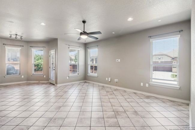 11103 Cape Primrose, House other with 3 bedrooms, 3 bathrooms and null parking in San Antonio TX | Image 7