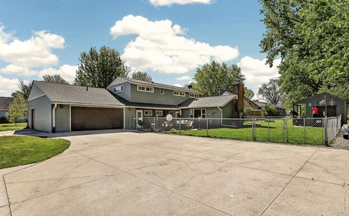 305 4th Ave Nw, Dodge Center, MN, 55927-9242 | Card Image