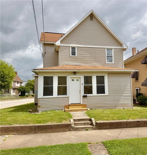 62 E Highland Ave, Uniontown, PA, 15401-4779 | Card Image