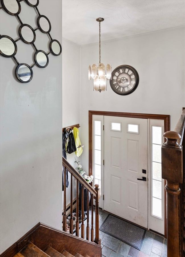 11 Trinity Ave, House other with 3 bedrooms, 2 bathrooms and 5 parking in Grafton MA | Image 5