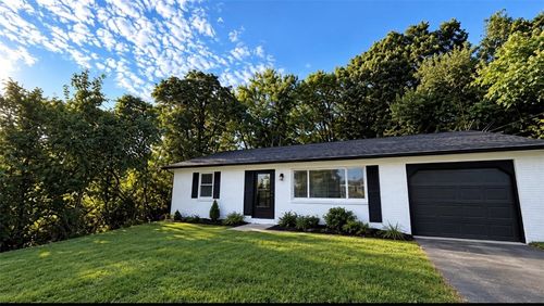 410 Cowan Dr, Elizabeth, PA, 15037-2232 | Card Image