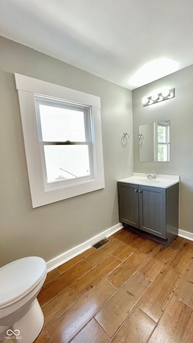929 Bancroft St, House other with 3 bedrooms, 2 bathrooms and null parking in Indianapolis IN | Image 20