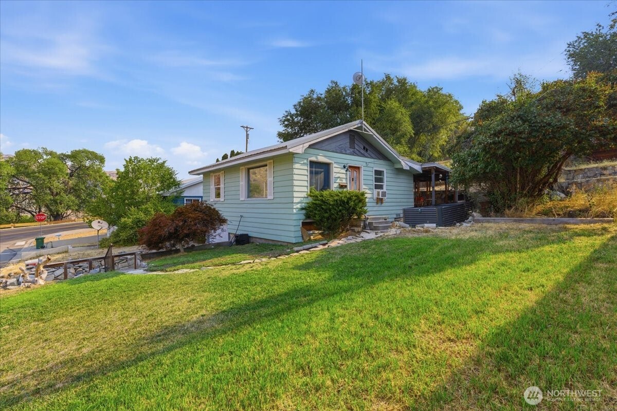 Residential in Coulee Dam
