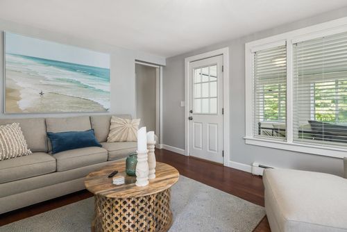 eleanor-39 Cable Road, Rye, NH, 03870 | Card Image