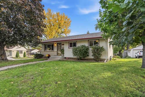 1403 8th Ave S, South Saint Paul, MN, 55075-3317 | Card Image