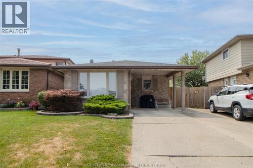 28 Timothy Cres, Chatham, ON, N7L4Z2 | Card Image