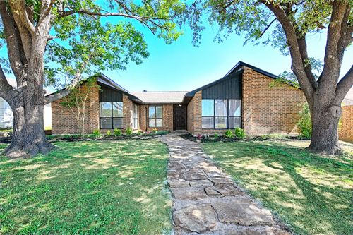 3229 Poteet Dr, Mesquite, TX, 75150-4759 | Card Image