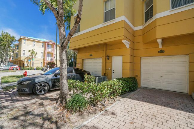 2148 Shoma Drive, Townhouse with 3 bedrooms, 3 bathrooms and null parking in Royal Palm Beach FL | Image 23