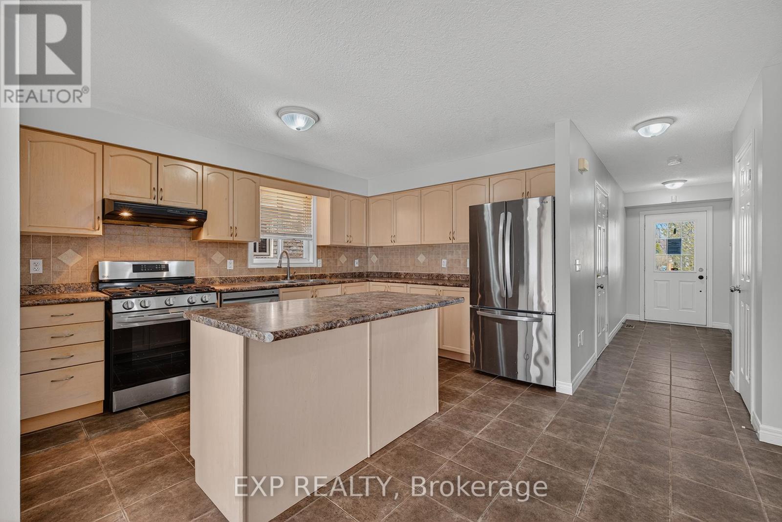 Residential in Guelph (Pineridge/Westminster Woods) 4
