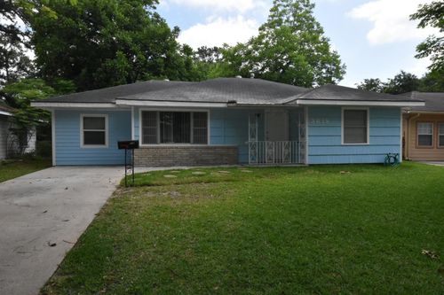 3619 Penwood Way, Houston, TX, 77023-6508 | Card Image