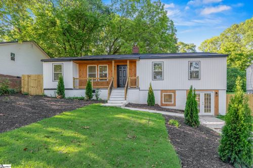 10 Valley View Ln, Greenville, SC, 29605-2243 | Card Image