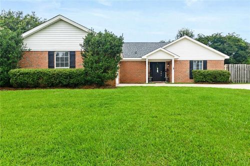 105 Oakwood Ave, Fairhope, AL, 36532-3661 | Card Image