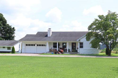 1425 W Main Street Highway, Grandview, IN, 47615 | Card Image