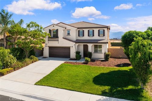 14985 Shoreham St, Eastvale, CA, 92880-9621 | Card Image