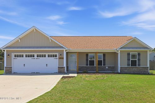 202 Long Neck Dr, Richlands, NC, 28574-8007 | Card Image