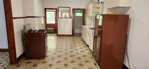 2-40 King St, Port Jervis, NY, 12771-3023 | Card Image