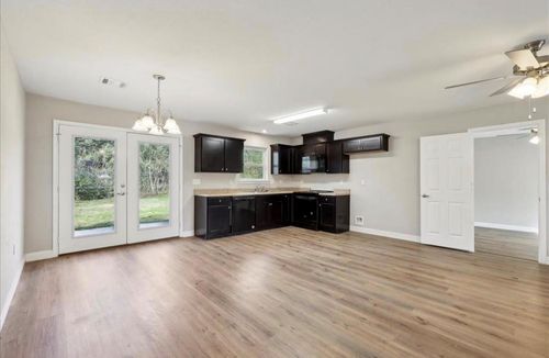 8670 Newfield Ln, Beaumont, TX, 77707-1452 | Card Image